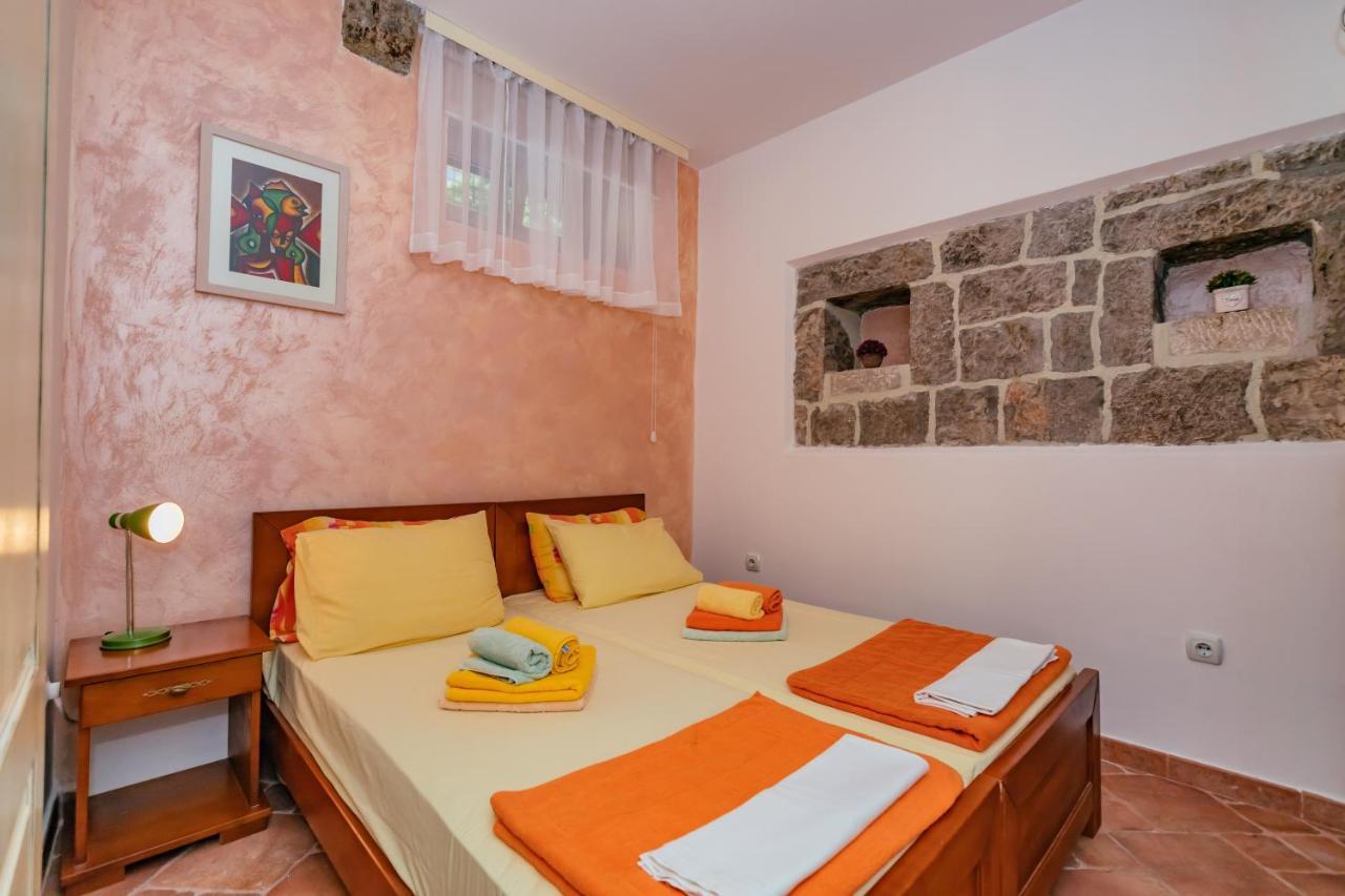 Apartments Bigovo Veljic Tivat Exterior photo