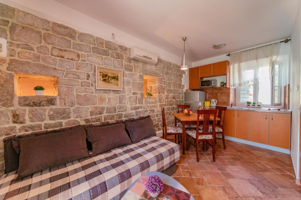 Apartments Bigovo Veljic Tivat Exterior photo